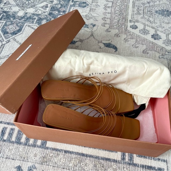 Regina Pyo Zoe Brown Leather Lucite Strappy Sandals Heels Size 36 - Picture 2 of 11